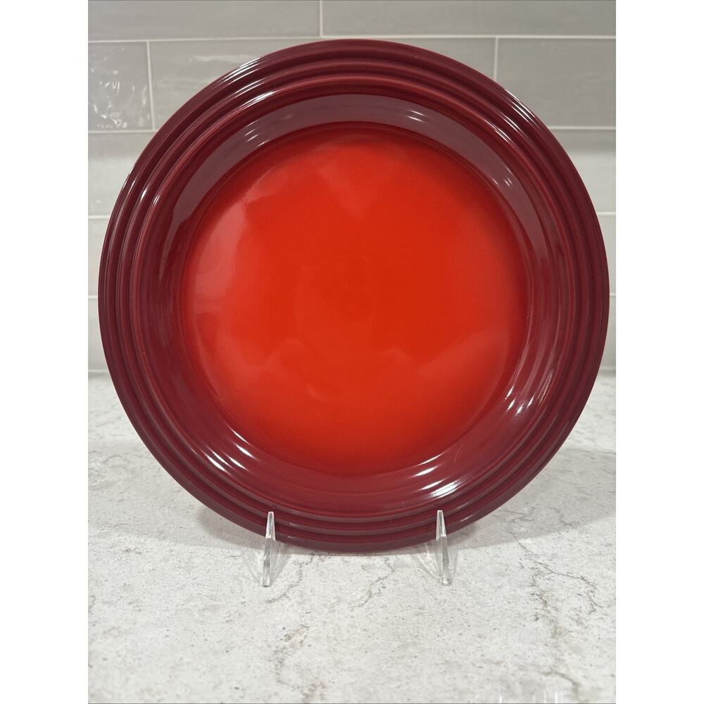 Le Creuset Second Choix Vancouver Dinner Plate 10.5" Cerise Cherry Red New